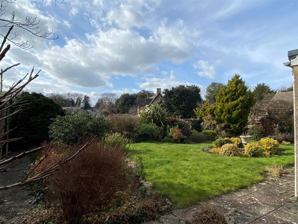 Bungalow for sale in Compton Road, Hilmarton, Calne, SN11