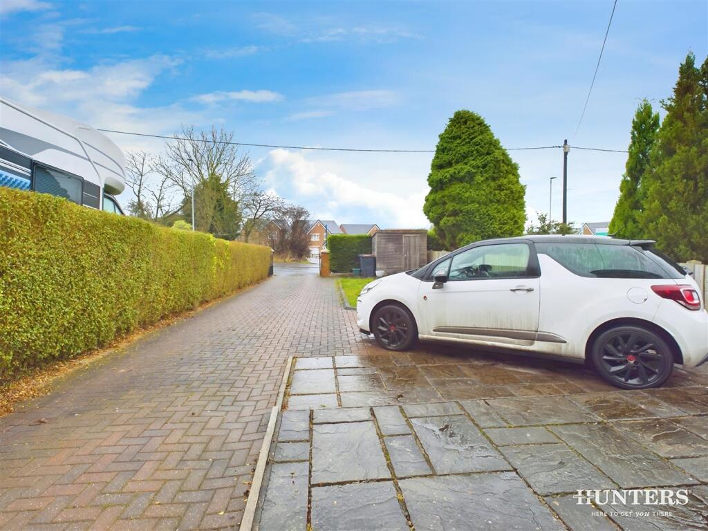 Additional property image - Cross Lane, Sacriston, Durham