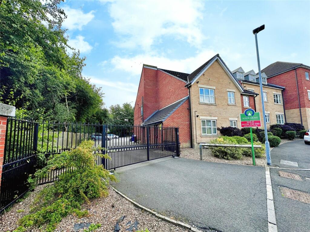 2 bedroom flat for sale in Samuel Court, Cudworth, Barnsley, South
