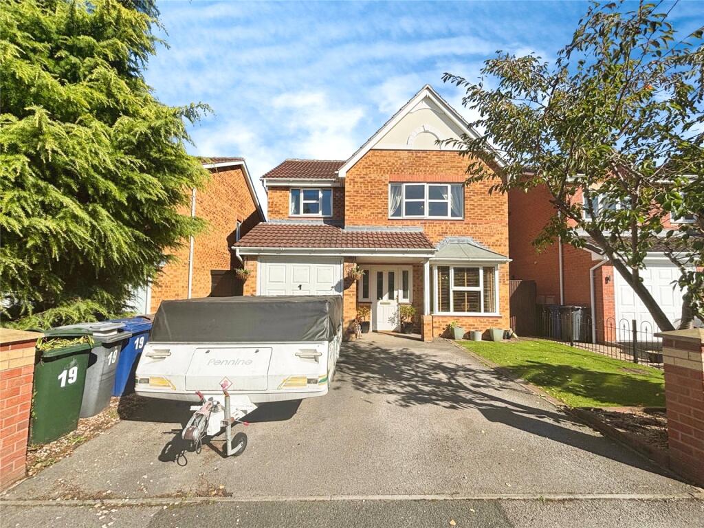 Main image of property: Arundel Gardens, Royston, Barnsley, South Yorkshire, S71