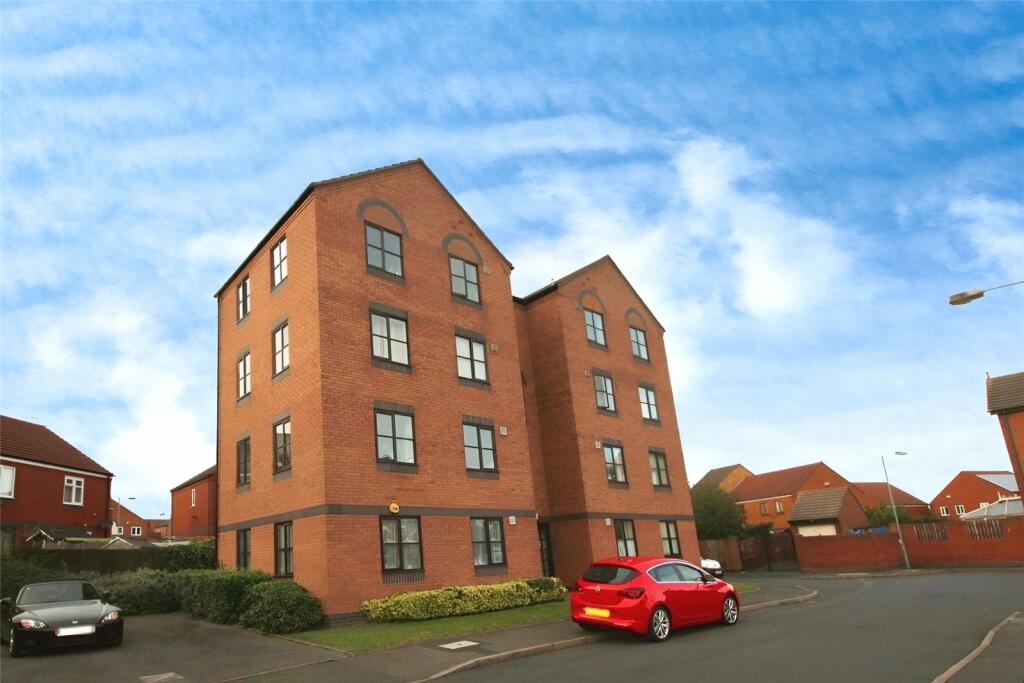 1 bedroom flat for sale in Monins Avenue, Tipton, West Midlands, DY4