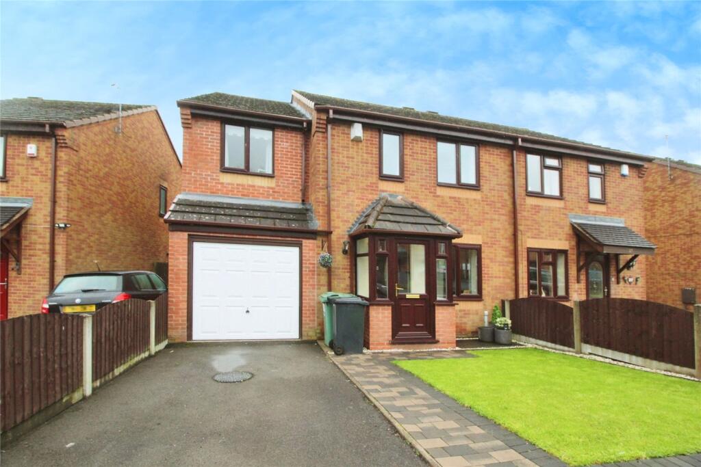 3 bedroom semi-detached house