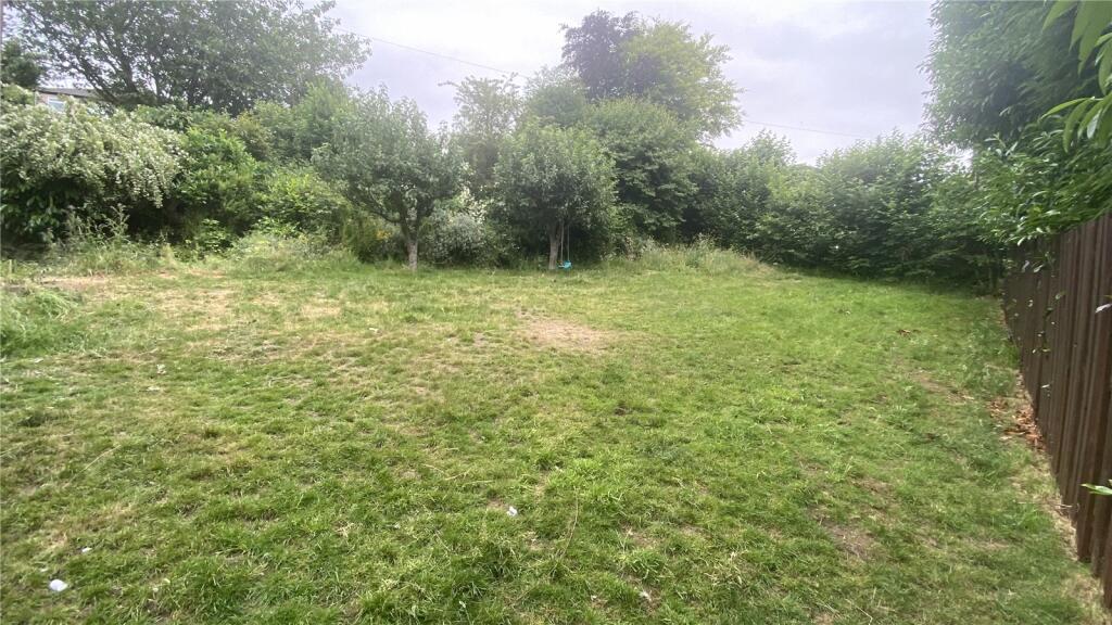 Additional property image - Barley Cote Avenue, Riddlesden, Keighley, West Yorkshire, BD20