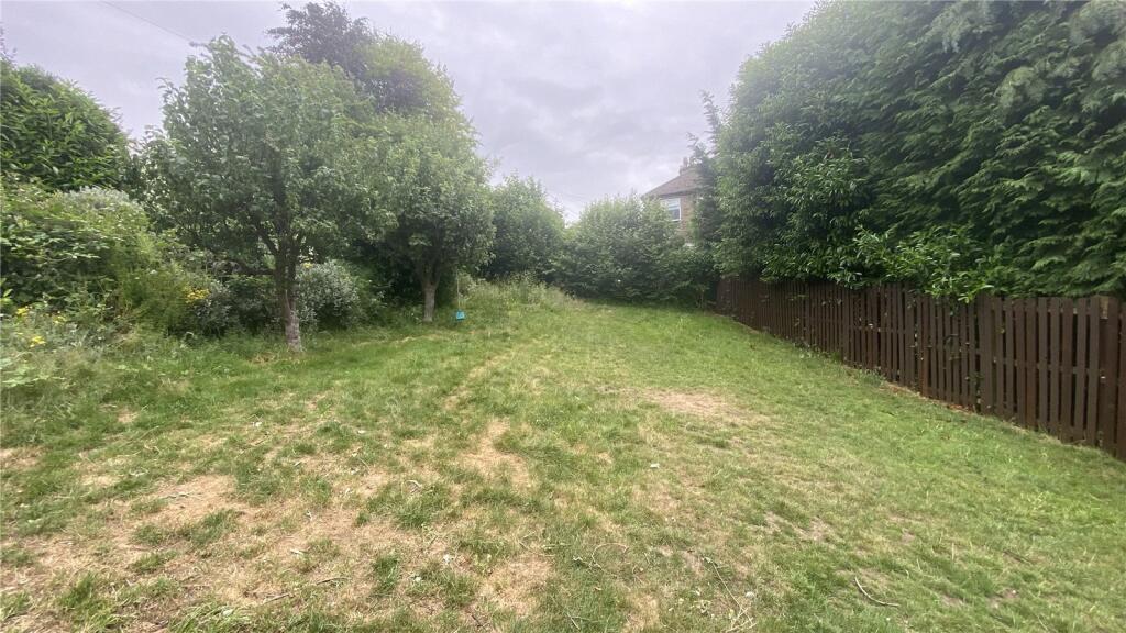 Additional property image - Barley Cote Avenue, Riddlesden, Keighley, West Yorkshire, BD20