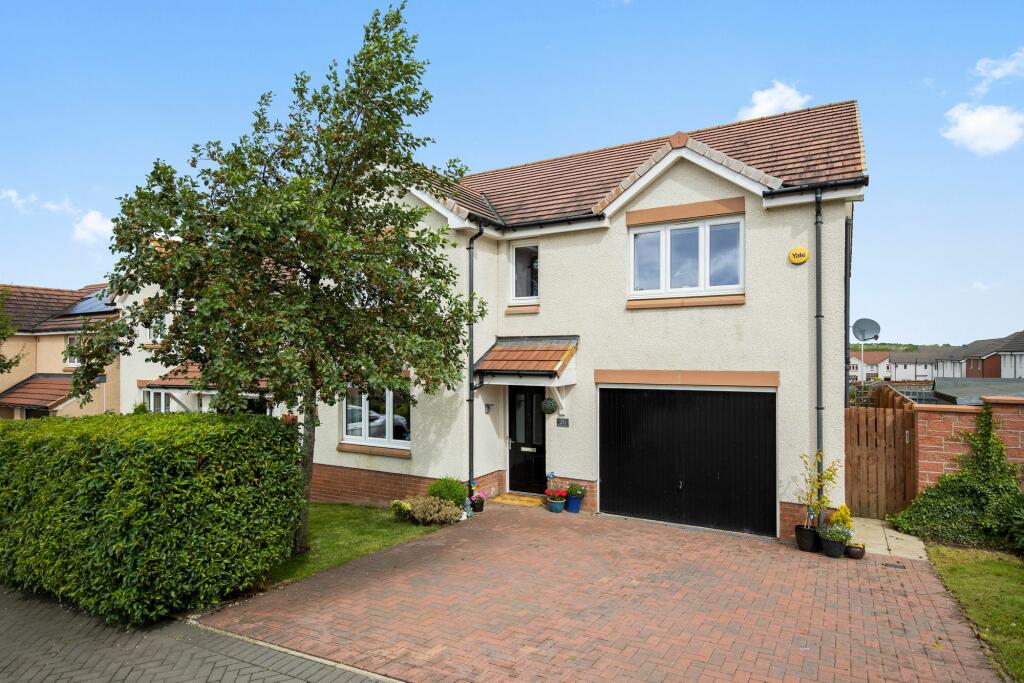 4 bedroom detached house