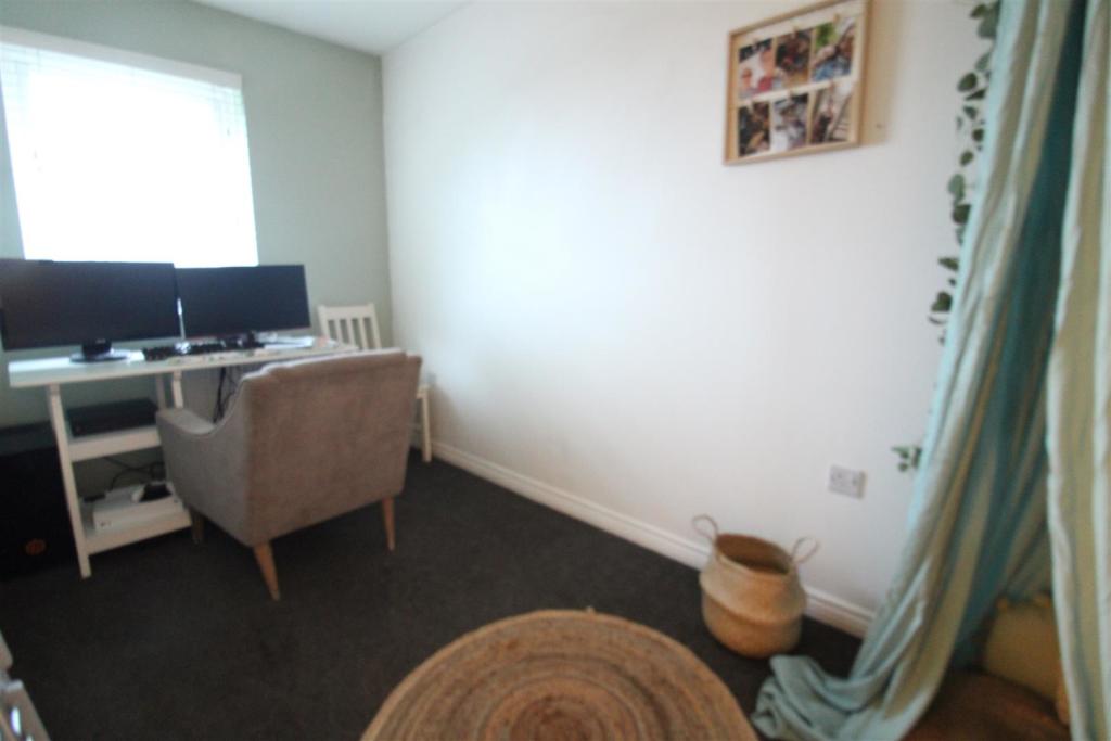 2 bedroom terraced house for sale in Woodlands Green, Middleton St