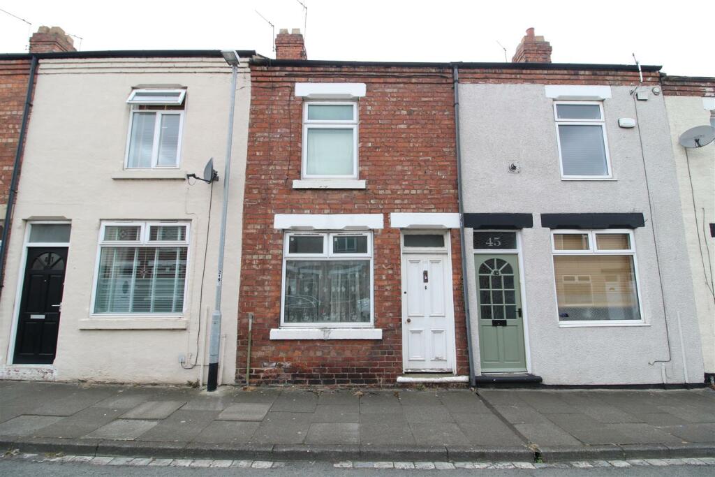 2 bedroom terraced house for sale in Kitchener Street, Darlington, DL3