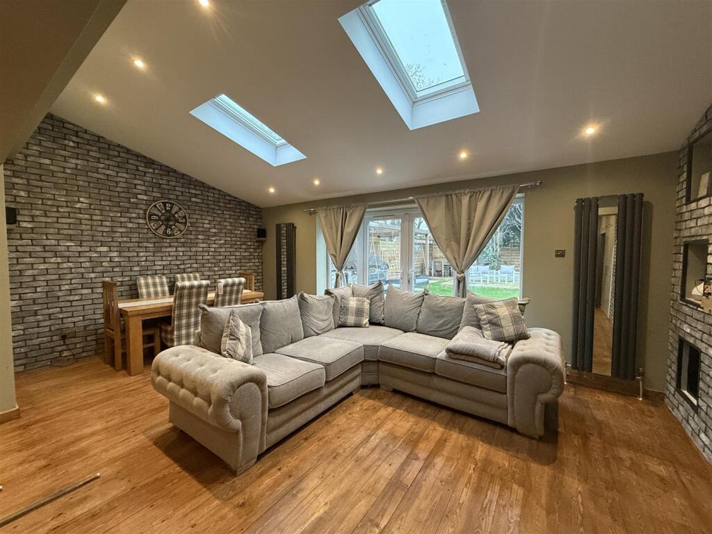 Additional property image - Lakeside, Darlington