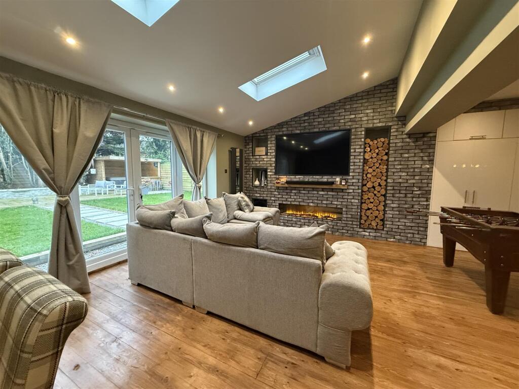 Additional property image - Lakeside, Darlington
