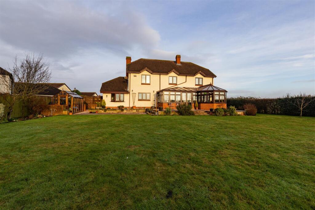 Additional property image - Barmpton Mews, Darlington