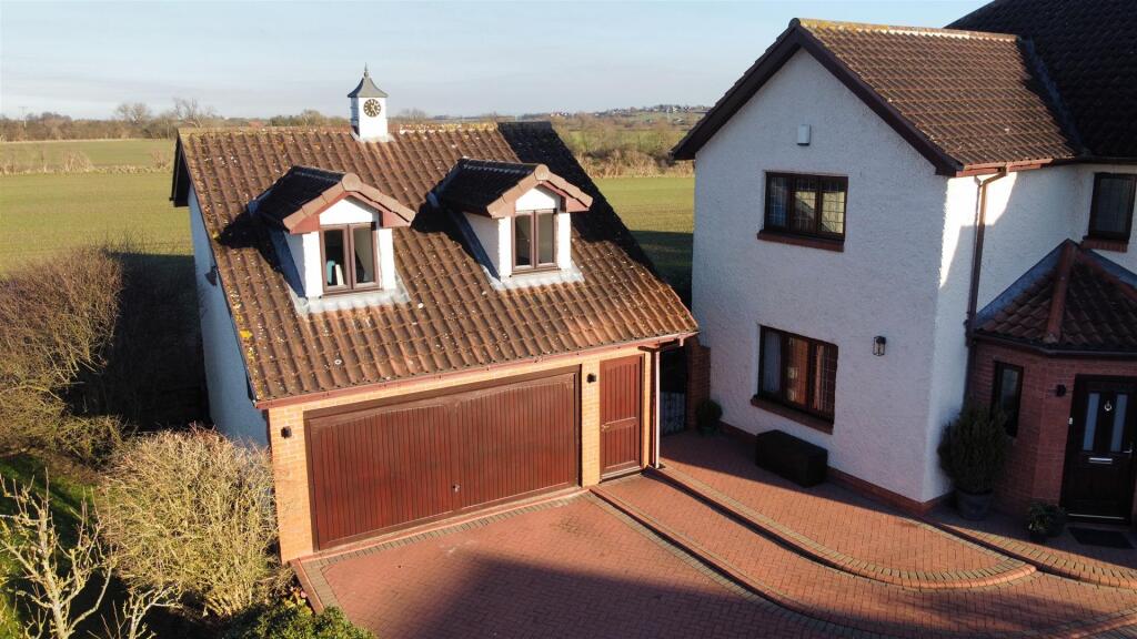 Additional property image - Barmpton Mews, Darlington
