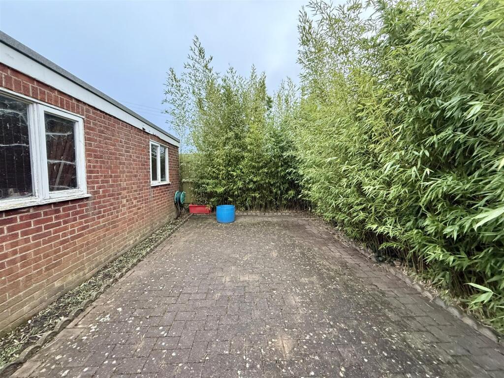Additional property image - Barmpton Lane, Darlington