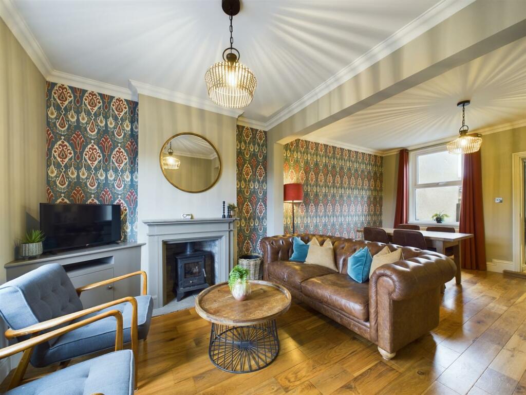 2 bedroom terraced house for sale in Vere Road, Barnard Castle, DL12