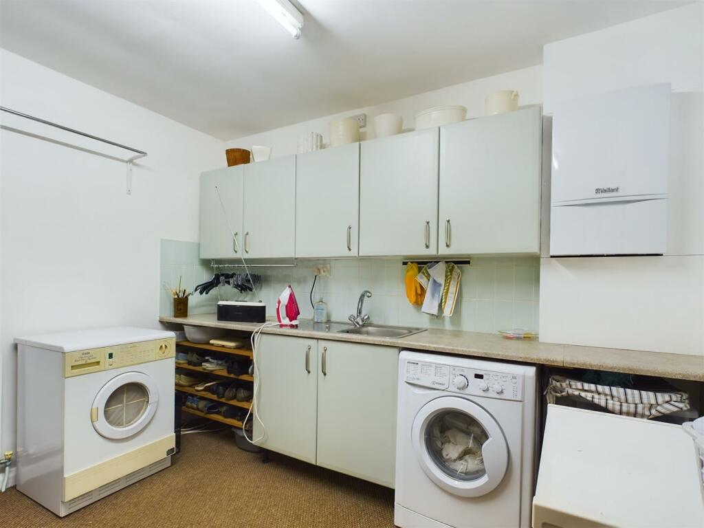 Additional property image - Ullathorne Rise, Barnard Castle