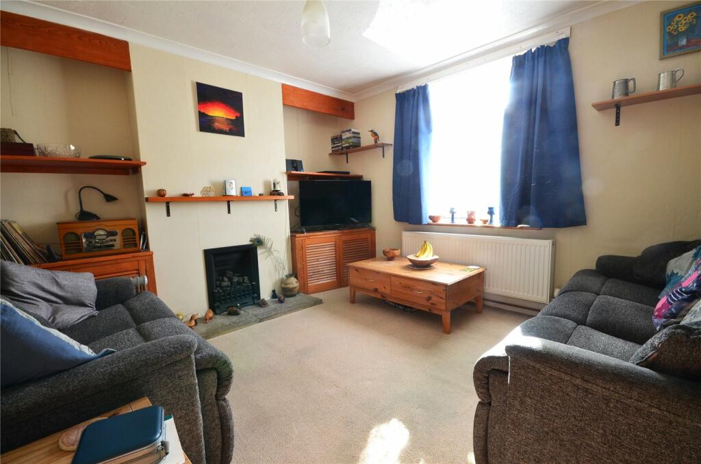 3 bedroom semidetached house for sale in School Lane, Ashurst Wood