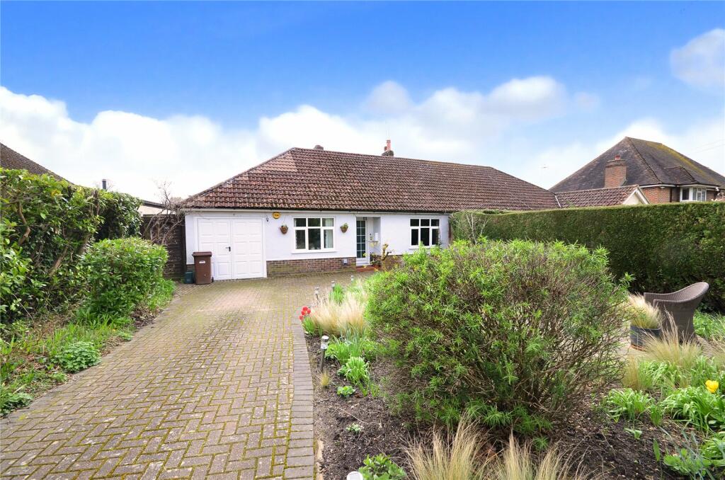3 bedroom bungalow for sale in Mill Lane, Felbridge, East Grinstead, RH19