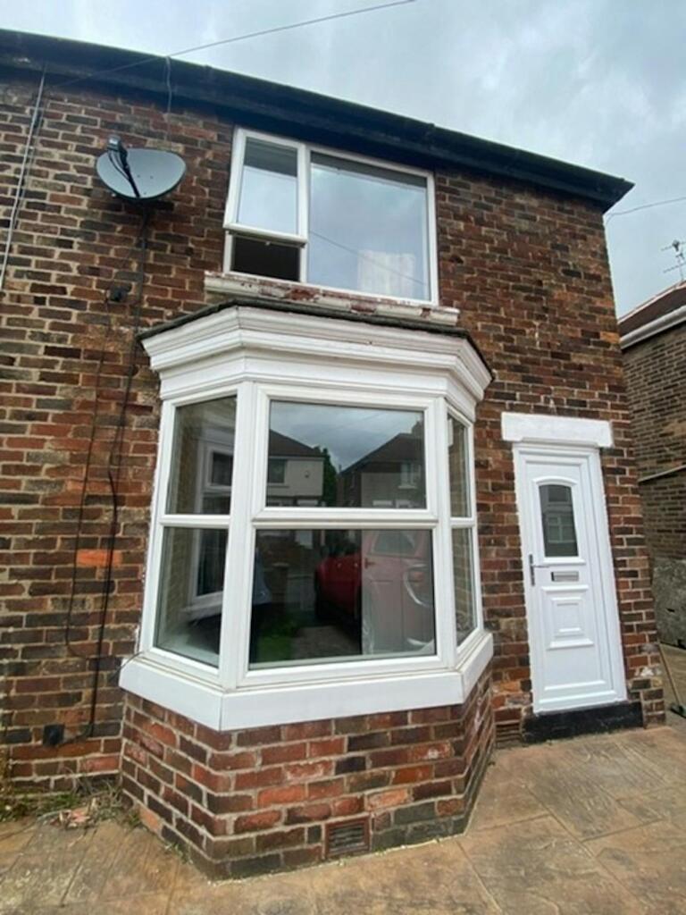 Main image of property: 14 Shakespeare Avenue, Sprotbrough, Doncaster, DN5 8EZ