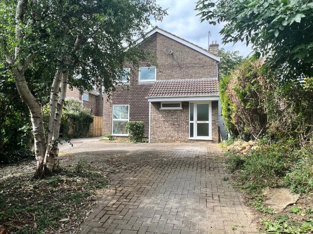 3 bedroom detached house for sale in Springfield Road, Wilbarston