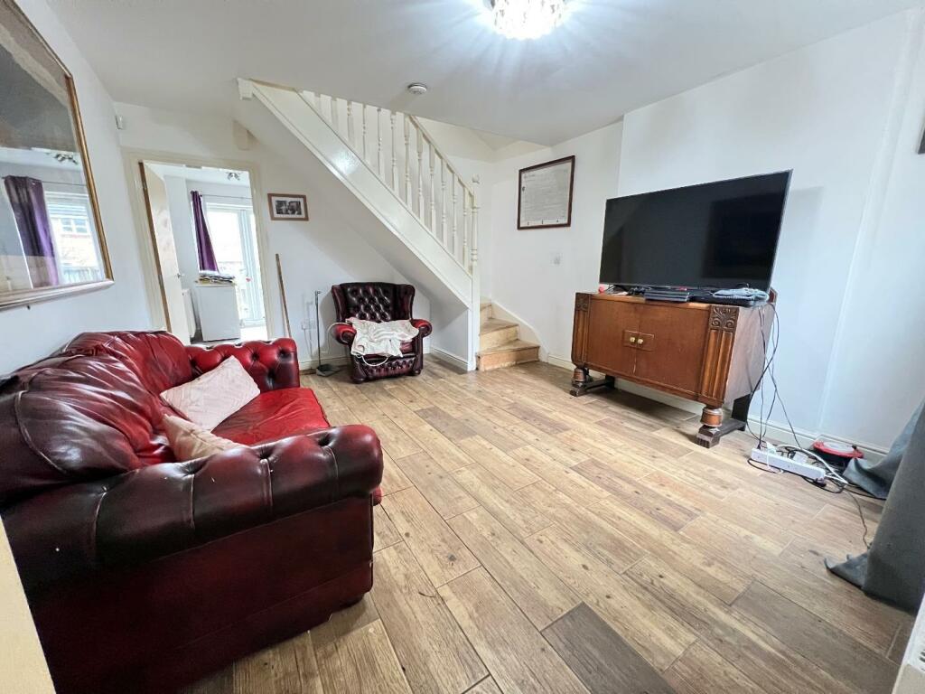 2 bedroom semidetached house for sale in 50 Shard ownership on