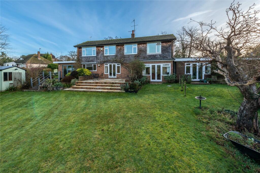 4 bedroom detached house for sale in Old Road, Buckland, Betchworth