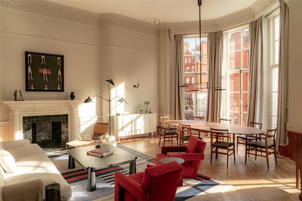 Main image of property: Pont Street, Knightsbridge, London, SW1X