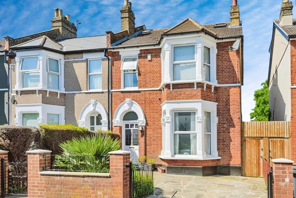 Main image of property: Minard Road, London, SE6