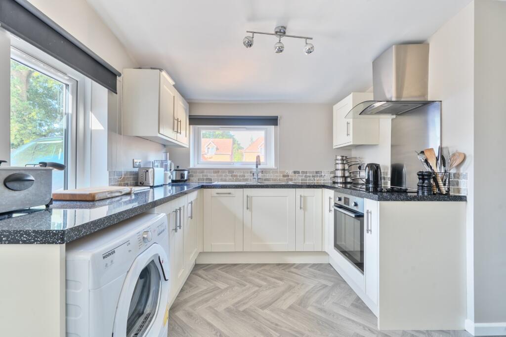 Main image of property: Hart Plain Avenue, Waterlooville, Hampshire, PO8