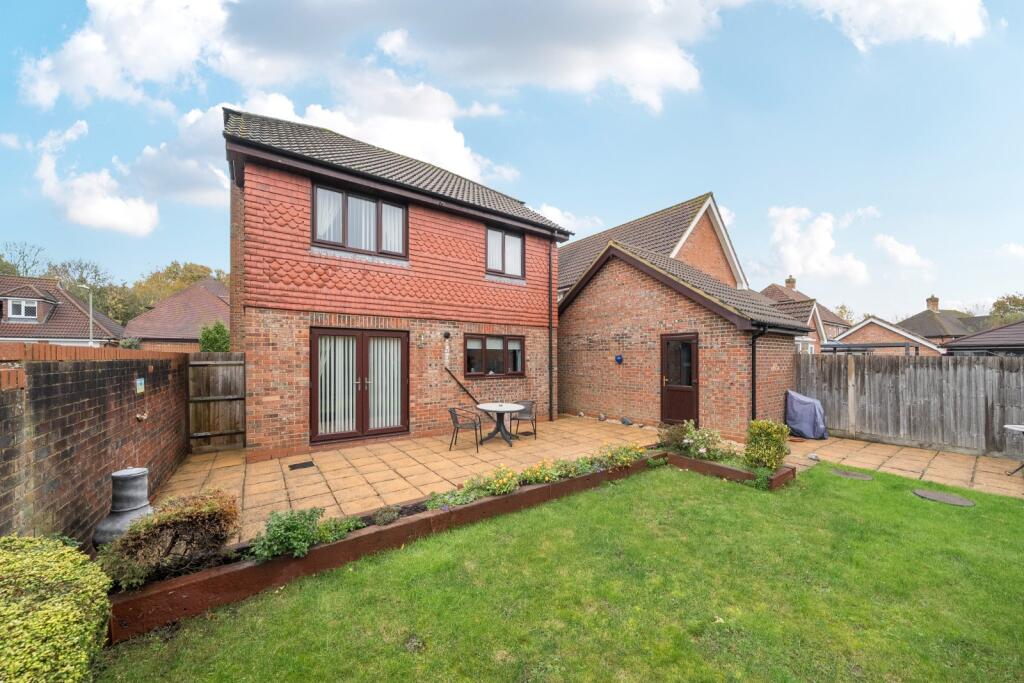 Main image of property: Avocet Way, Waterlooville, Hampshire, PO8