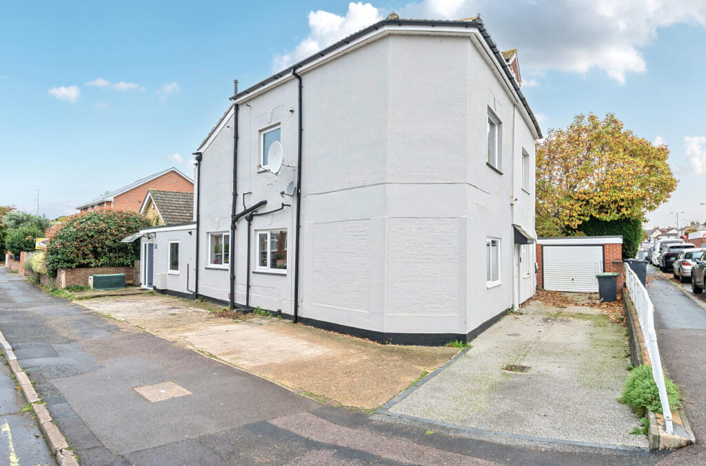 Main image of property: West Street, Havant, Hampshire, PO9