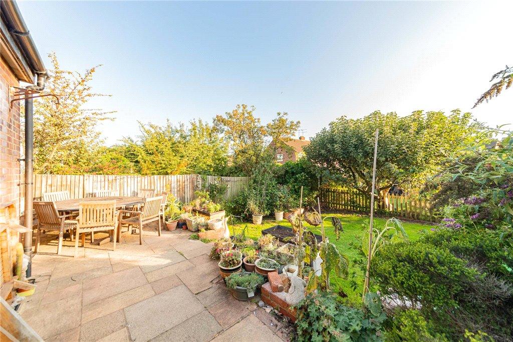 4 bedroom semidetached house for sale in Colemans Moor Lane, Woodley