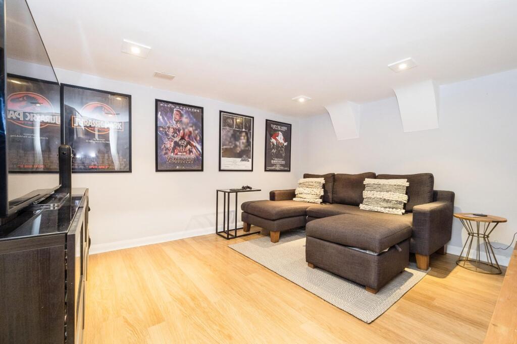 Main image of property: Chesterton Road, London, E13