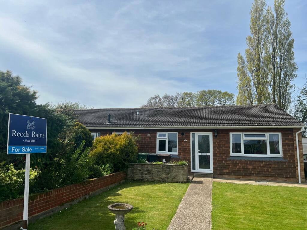 2 bedroom bungalow for sale in Brede Valley View, Icklesham, Winchelsea