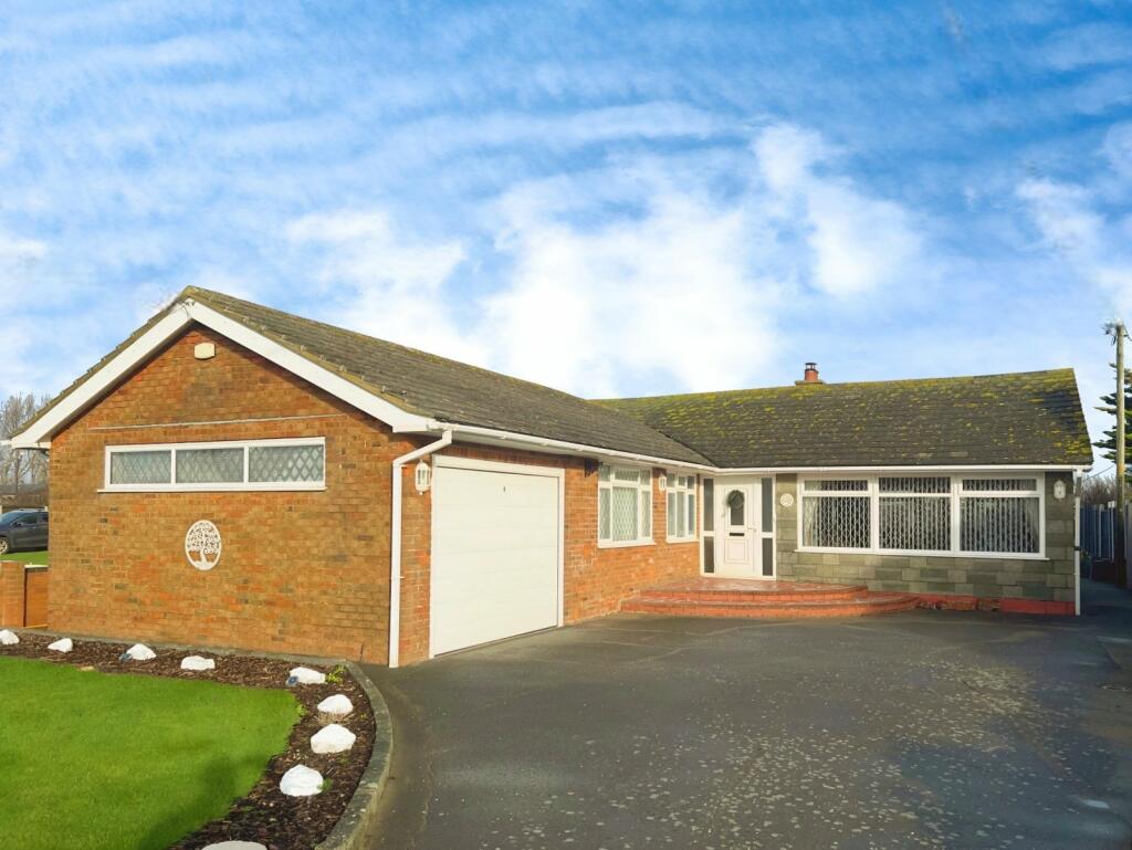 3 bedroom bungalow for sale in Lydd Road, Camber, Rye, East Sussex, TN31