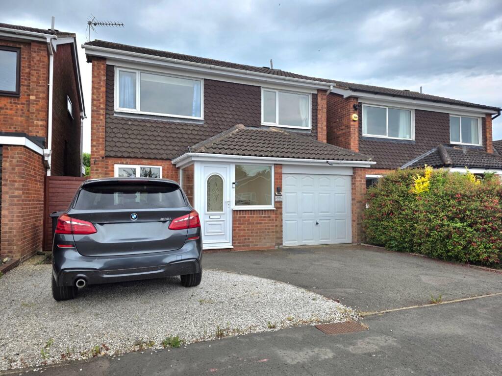 Main image of property: The Birches, Bulkington, Bedworth, Warwickshire, CV12