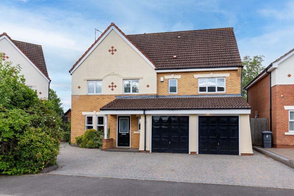 Main image of property: Snowdrop Close, Bedworth, Warwickshire, CV12