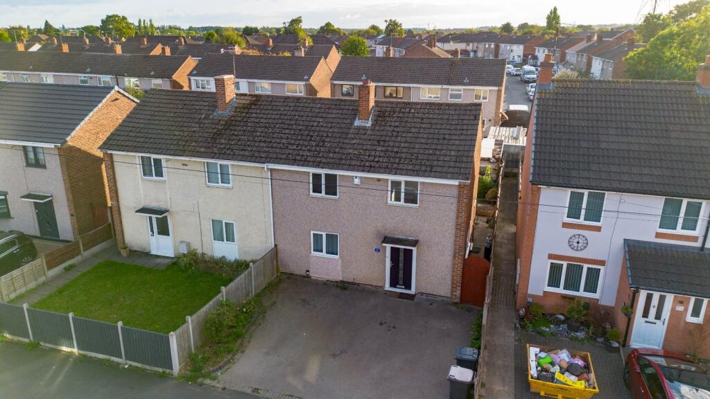 Main image of property: Keenan Drive, Bedworth, Warwickshire, CV12