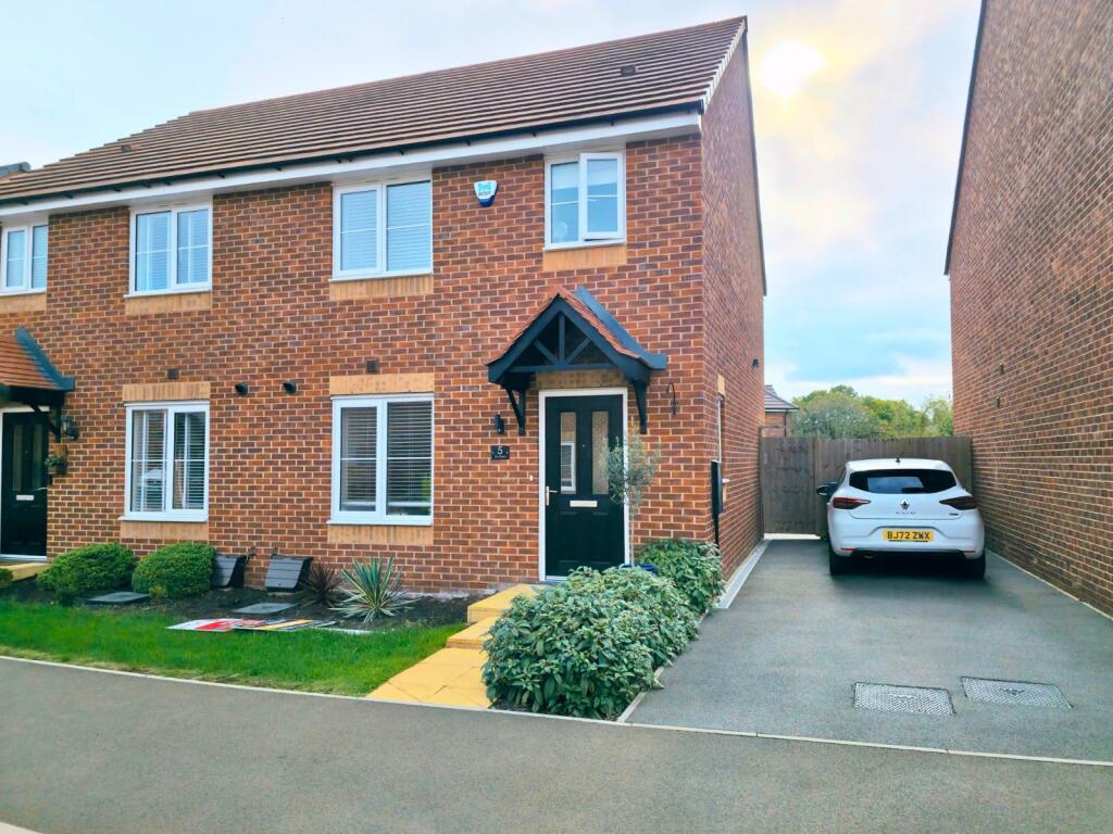 Main image of property: Down Meadow, Bedworth, Warwickshire, CV12