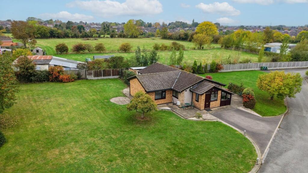 Main image of property: Long Street, Bulkington, Bedworth, Warwickshire, CV12