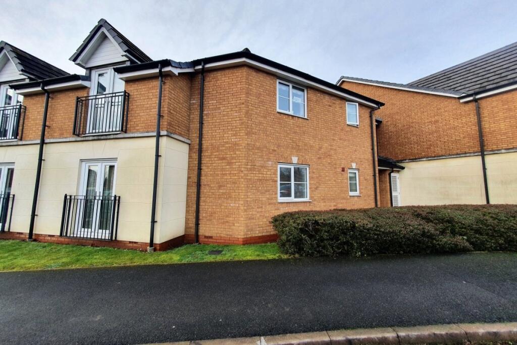 Main image of property: Weavers Close, Bulkington, Bedworth, Warwickshire, CV12