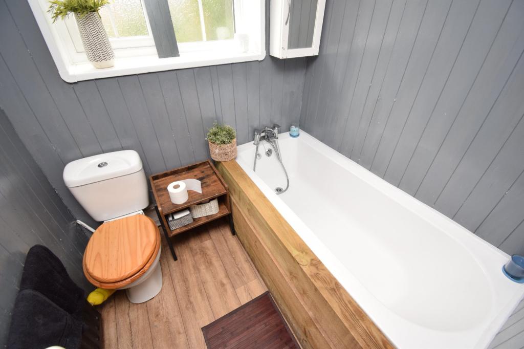 4 bedroom semidetached house for sale in Tarlington Road, Coundon