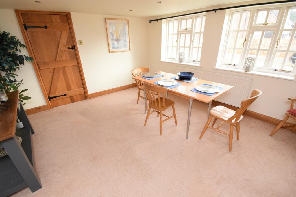 Additional property image - Back Lane, Birdingbury, Warwickshire, CV23