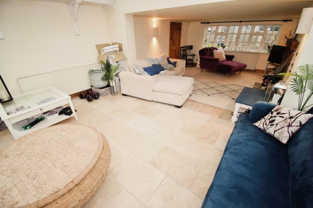 Additional property image - Back Lane, Birdingbury, Warwickshire, CV23