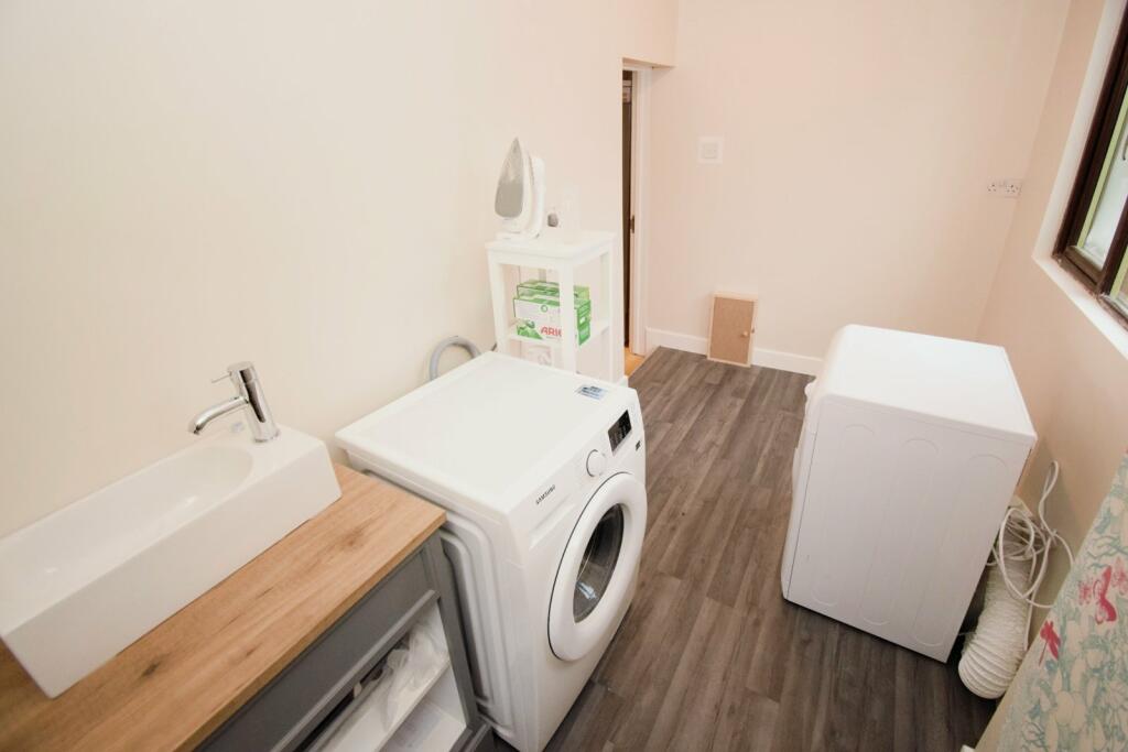 Additional property image - Back Lane, Birdingbury, Warwickshire, CV23