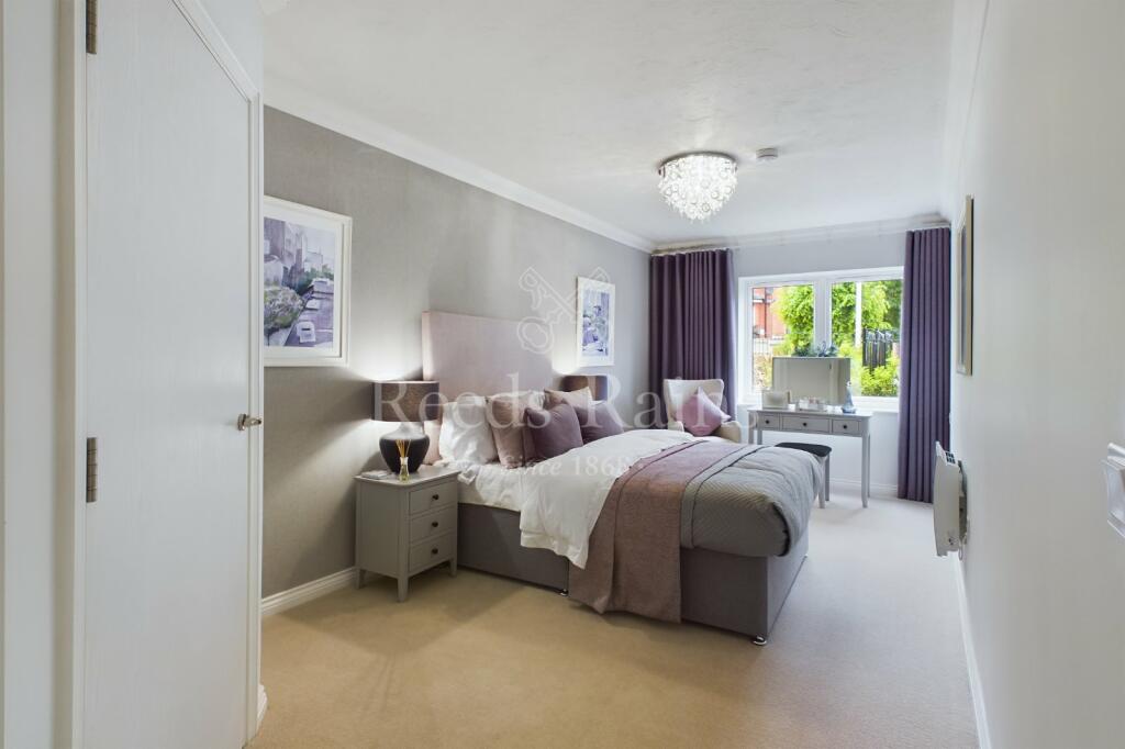 Additional property image - Birchwood Park Avenue, Swanley, Kent, BR8