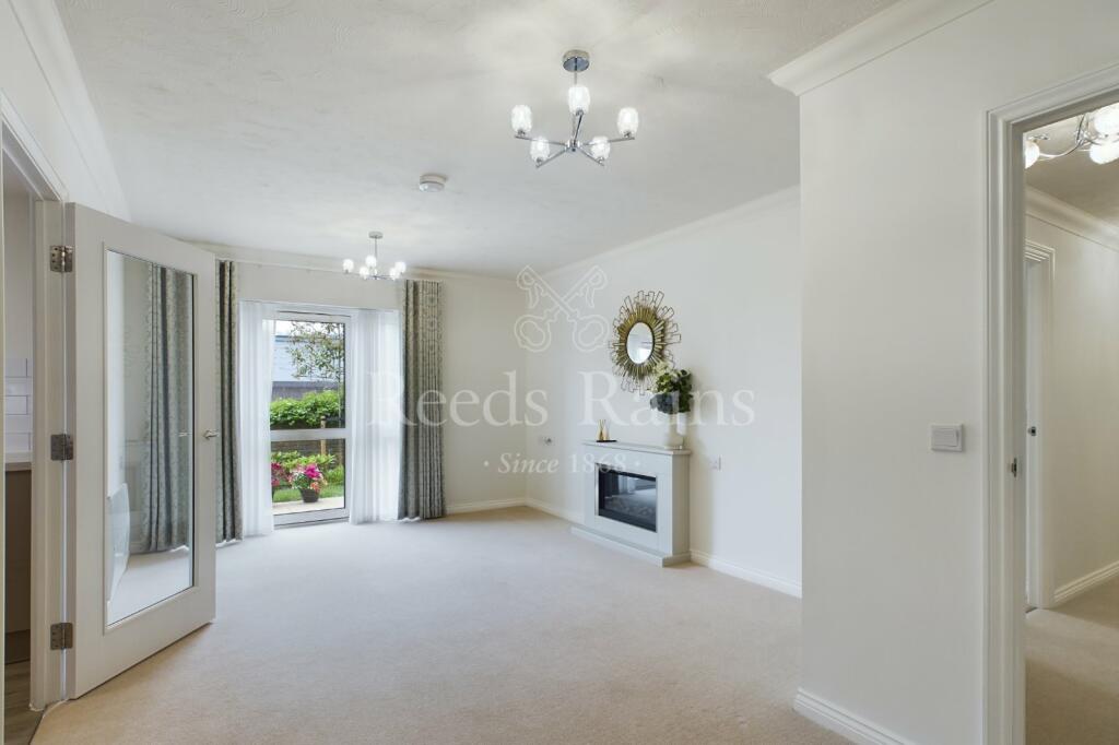 Additional property image - Birchwood Park Avenue, Swanley, Kent, BR8