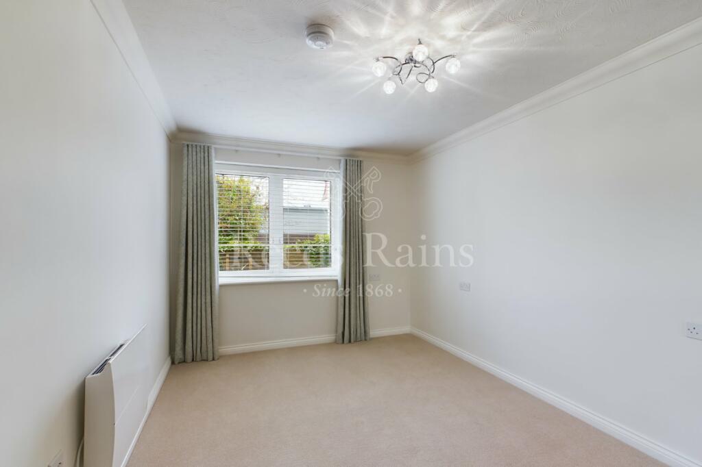 Additional property image - Birchwood Park Avenue, Swanley, Kent, BR8