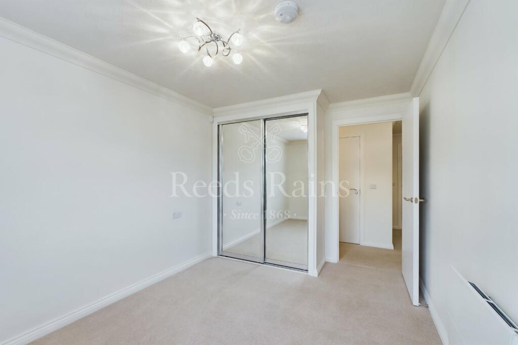 Additional property image - Birchwood Park Avenue, Swanley, Kent, BR8