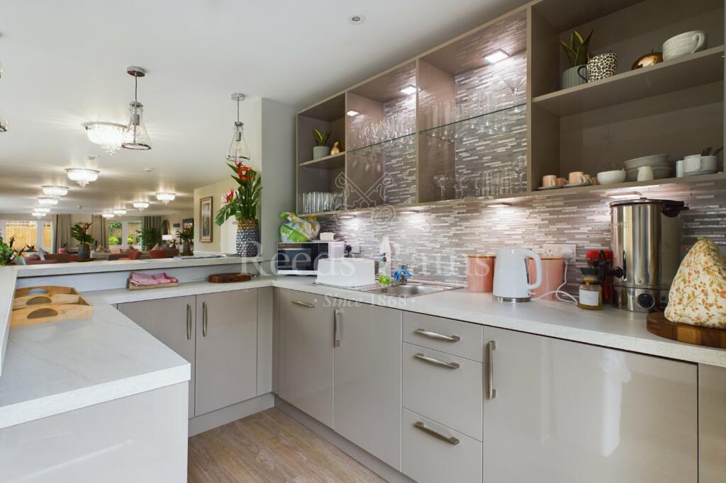 Additional property image - Birchwood Park Avenue, Swanley, Kent, BR8