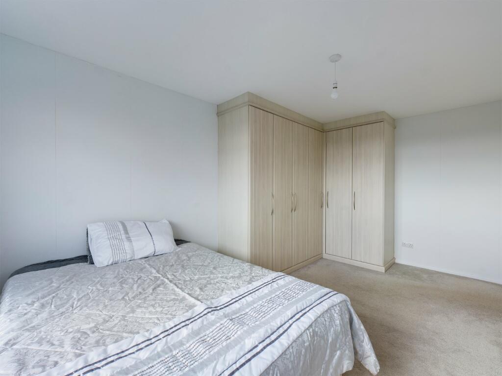 2 bedroom apartment for sale in Salthouse Road, Clevedon, North