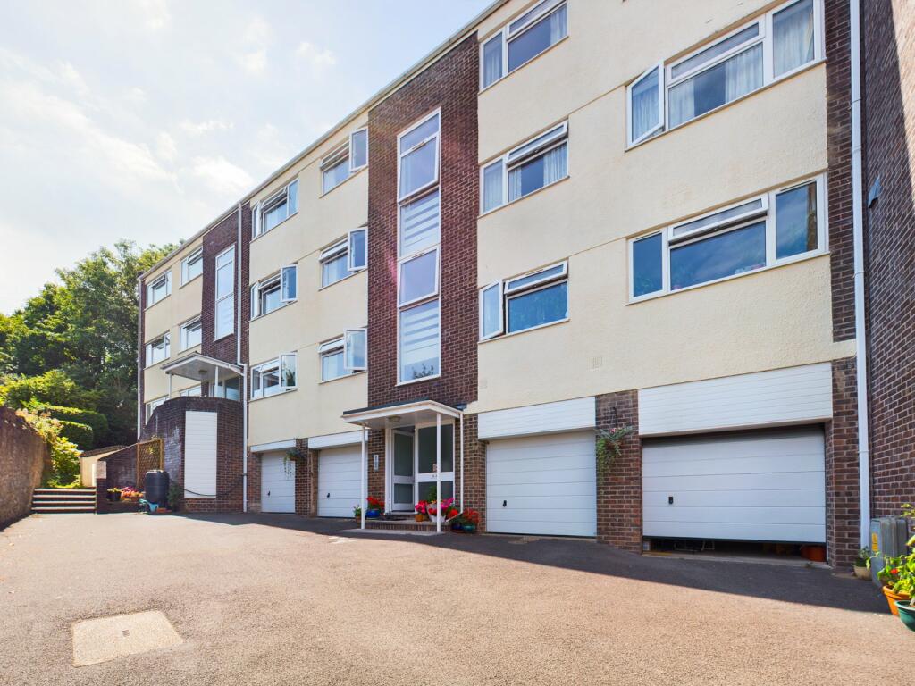2 bedroom apartment for sale in Salthouse Road, Clevedon, North